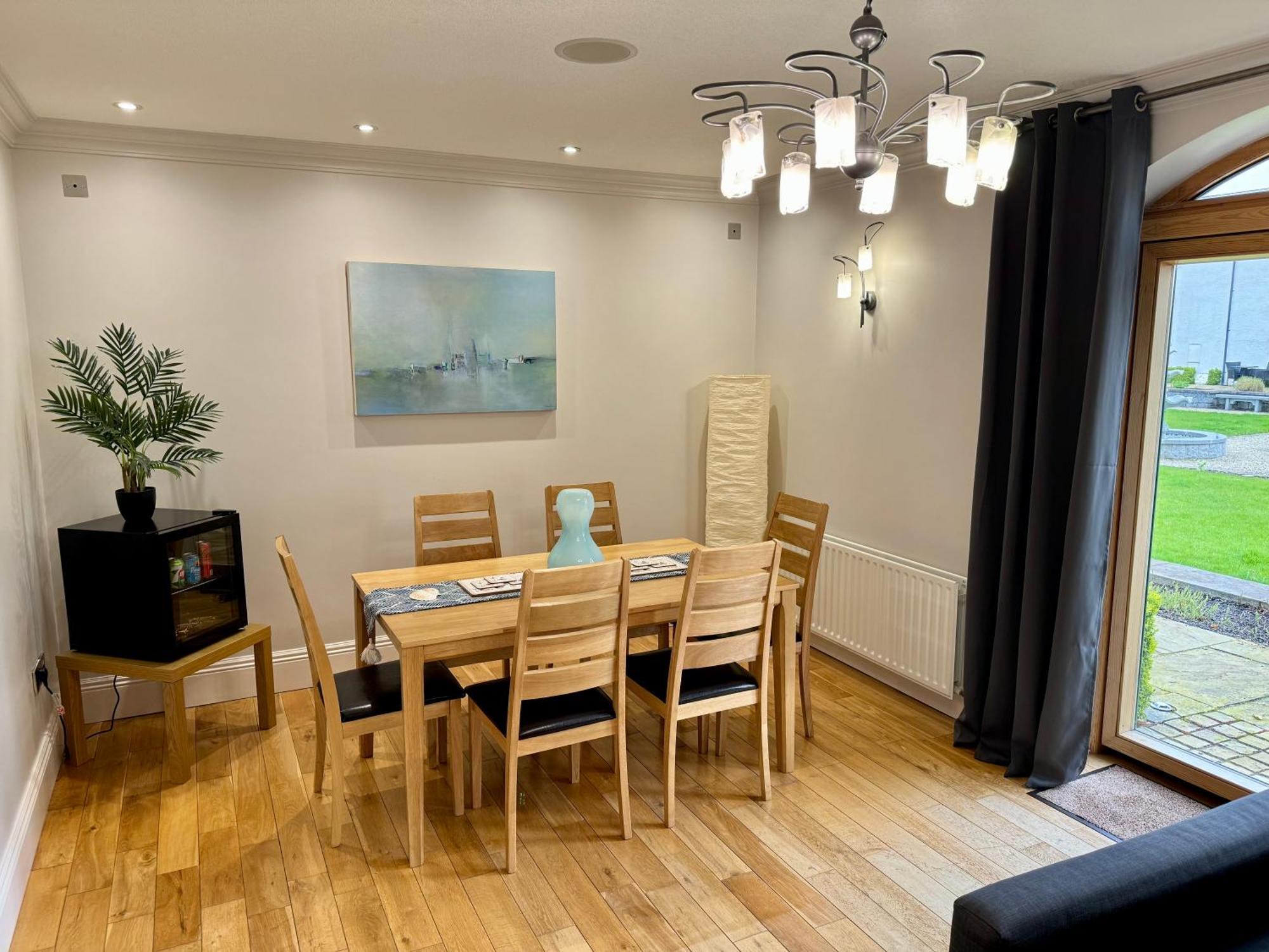 3 Castle Hume Court House Holiday home *