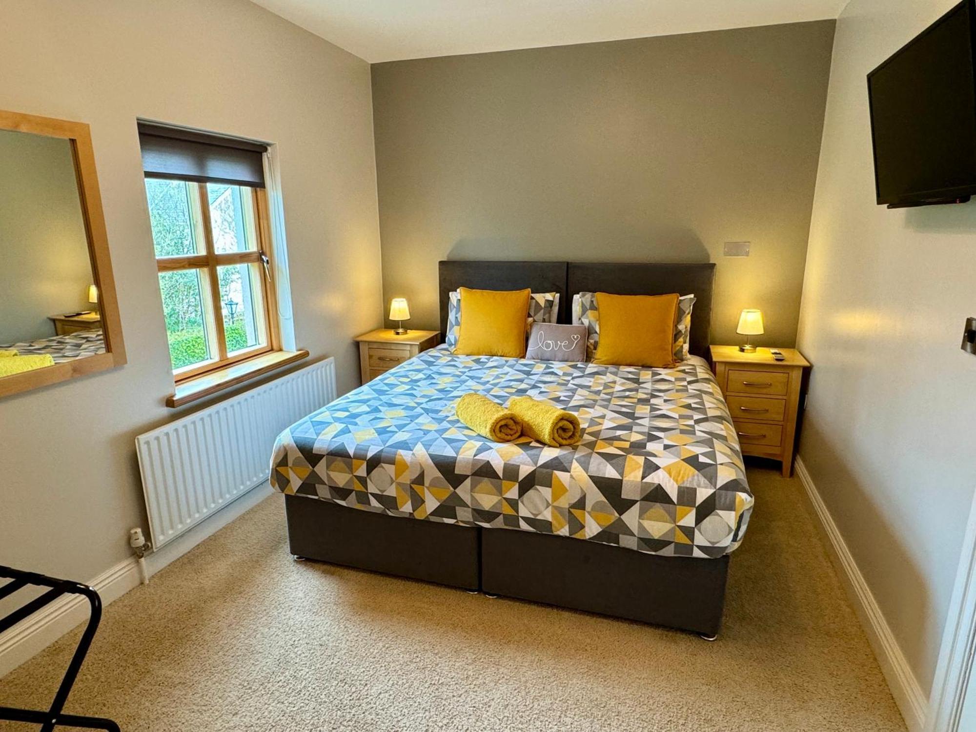 3 Castle Hume Court House Holiday home Enniskillen